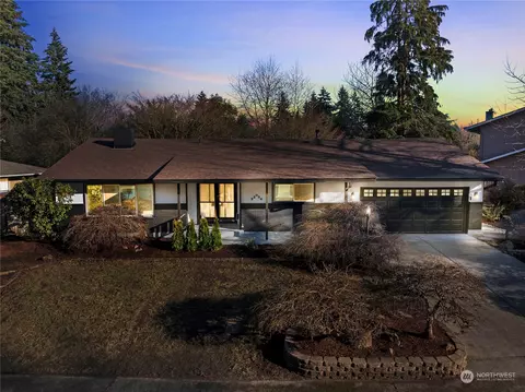 32036 28th Ave SW, Federal Way, WA 98023