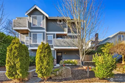 4419 Francis Ave N, Seattle, WA 98103