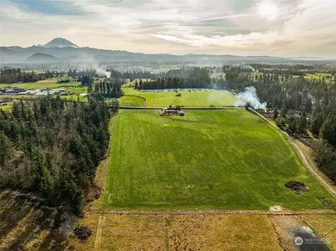 View/Area - 23028 SE 400th St, Enumclaw, WA 98022 photo 2 of 4