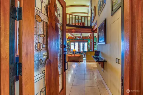 Entry Way - 1964 Channel Rd, Eastsound, WA 98245 photo 1 of 4