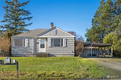 735 Harbor St, Friday Harbor, WA 98250
