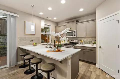 Kitchen - 3317 167th Pl SE, Bothell, WA 98012 photo 1 of 6