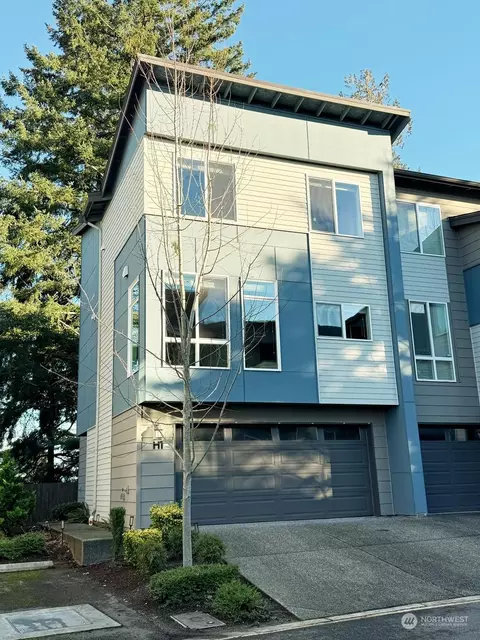 16201 Meadow Rd #H1, Lynnwood, WA 98087