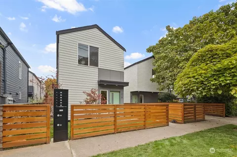 1014 S B S Donovan St, Seattle, WA 98108