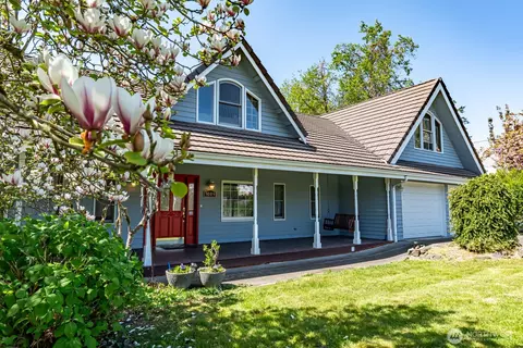 9009 Martin Ave NW, Silverdale, WA 98383