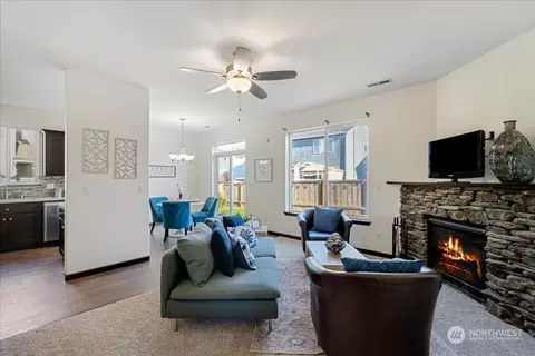 Living - 922 Boatman Ave NW, Orting, WA 98360 photo 1 of 4