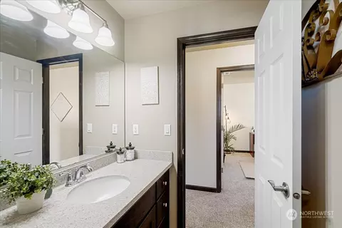 Bath - 922 Boatman Ave NW, Orting, WA 98360 photo 2 of 2