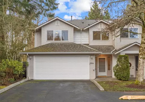 7712 196th St SW #A, Edmonds, WA 98026
