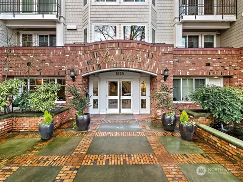 1525 NW 57th St #329, Seattle, WA 98107