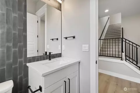 Bath - 1448 238th St SE, Bothell, WA 98021 photo 3 of 3