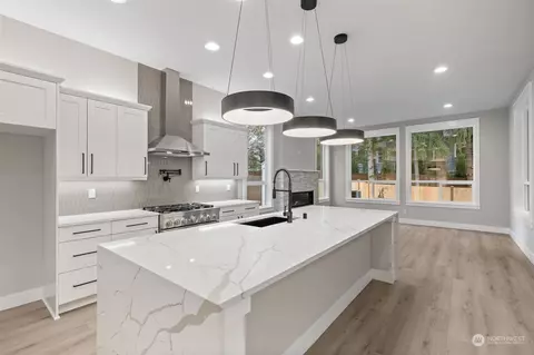 Kitchen - 1448 238th St SE, Bothell, WA 98021 photo 1 of 2