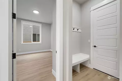 Entry Way - 1448 238th St SE, Bothell, WA 98021 photo 1 of 2