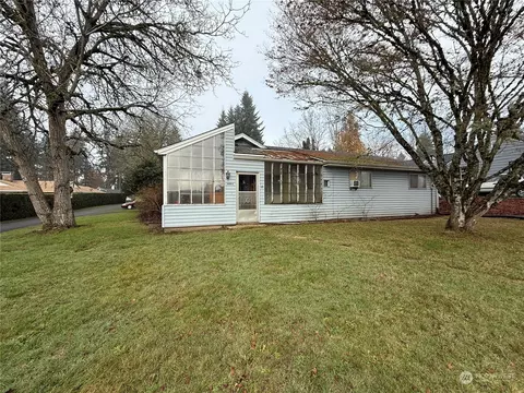 3910 NE 41st St, Vancouver, WA 98661