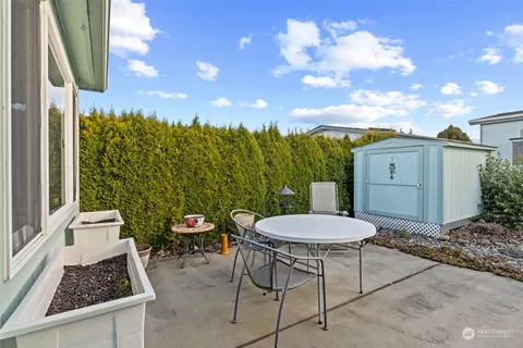 632 N 7th Ave, Sequim, WA 98382 photo 3