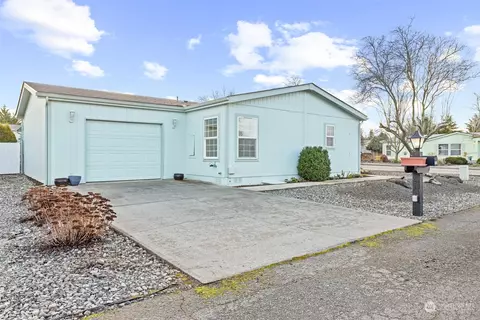 632 N 7th Ave, Sequim, WA 98382 photo 2