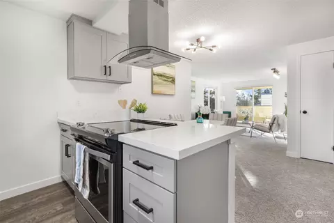 12906 8th Ave W #D301, Everett, WA 98204