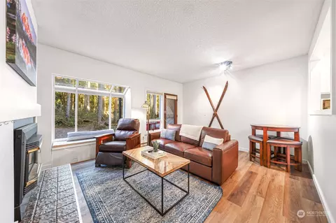 10500 Mt Baker Hwy #401, Deming, WA 98244