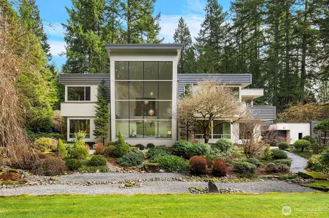 12412 NE 37th St, Bellevue, WA 98005