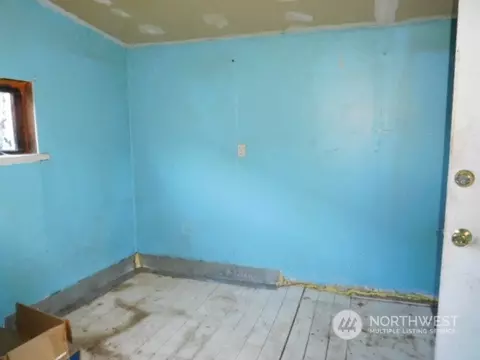 Bedroom - 4422 S 4th Ave, Everett, WA 98203 photo 3 of 3