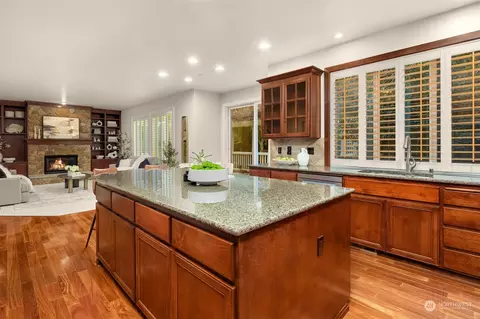 Kitchen - 221 146th Pl SE, Mill Creek, WA 98012 photo 4 of 5