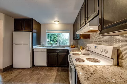 20429 11th Dr SE, Bothell, WA 98012 photo 13