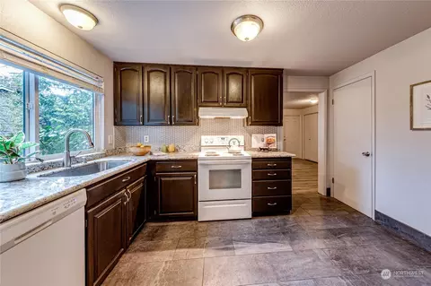 20429 11th Dr SE, Bothell, WA 98012 photo 12
