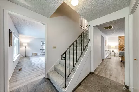 20429 11th Dr SE, Bothell, WA 98012 photo 6