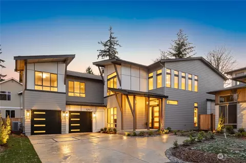 12517 NE 90th Ln, Kirkland, WA 98033