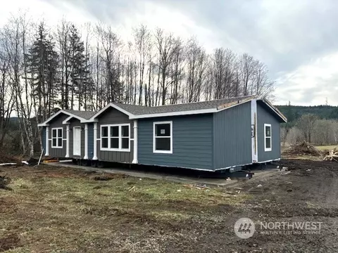 951 Pleasant Valley Rd, Chehalis, WA 98532
