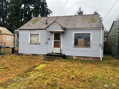 645 Sauk Ave, Darrington, WA 98241