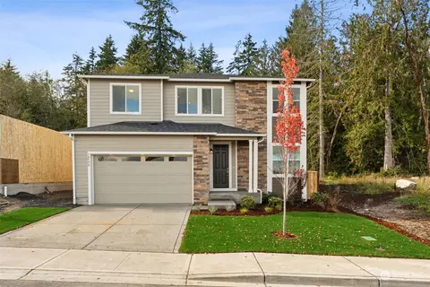 13933 181st St E #9, Puyallup, WA 98374