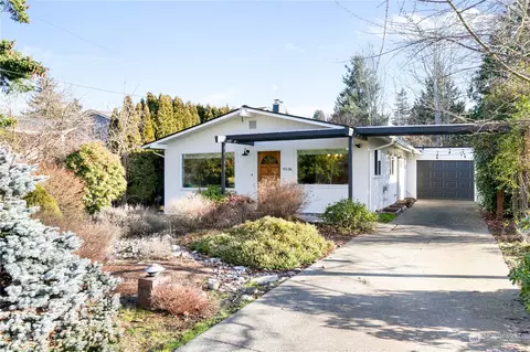 9536 1st Ave NW, Seattle, WA 98117