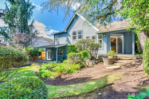 Exterior - 23303 8th Pl W, Bothell, WA 98021 photo 2 of 5