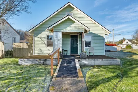 1423 Marion St, Hoquiam, WA 98550