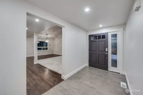 Entry Way - 23322 Locust Way, Bothell, WA 98021 photo 1 of 2