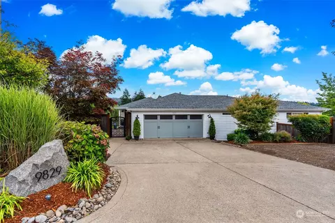 9829 Peacock Hill Ave, Gig Harbor, WA 98332