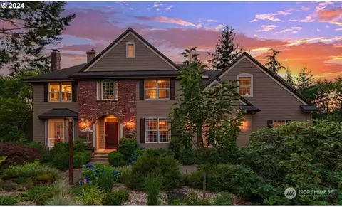 9100 NE Livingston Mountain Ct, Camas, WA 98607