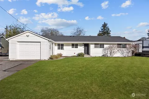 8023 215th Pl SW, Edmonds, WA 98026