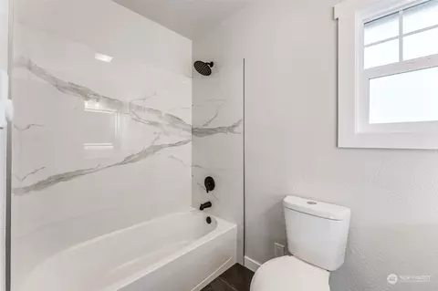2109 E Grand Ave, Everett, WA 98201 photo 17