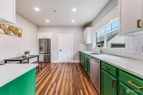 2109 E Grand Ave, Everett, WA 98201 photo 10