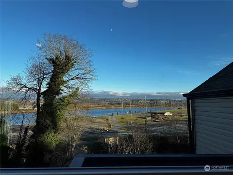 2109 E Grand Ave, Everett, WA 98201 photo 38