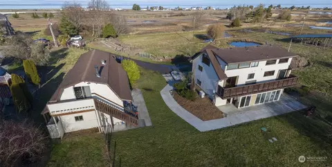 132 E Palmer St, Sequim, WA 98382