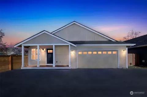 363 10th Ave N, Algona, WA 98001