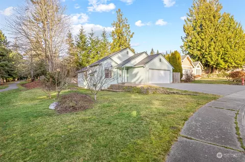 19285 Schooner Ct NE, Poulsbo, WA 98370