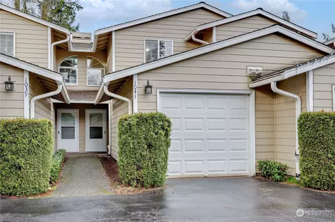 1041 Madison Ave N, Bainbridge Island, WA 98110