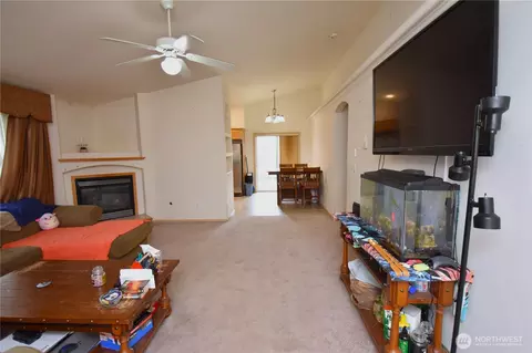 Living - 7 W Marilyn Ave, Everett, WA 98204 photo 2 of 3
