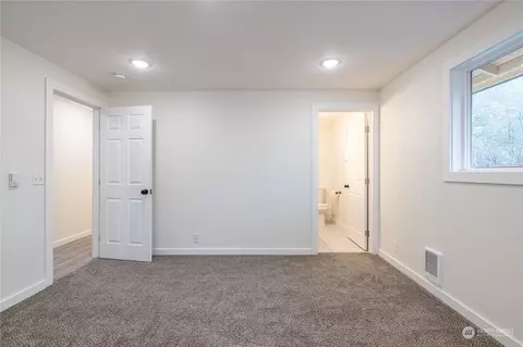 516 E Pine St, Centralia, WA 98531 photo 13