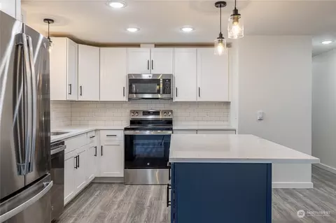 516 E Pine St, Centralia, WA 98531 photo 4