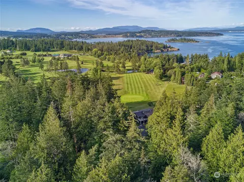 10 Fairway Dr, Friday Harbor, WA 98250
