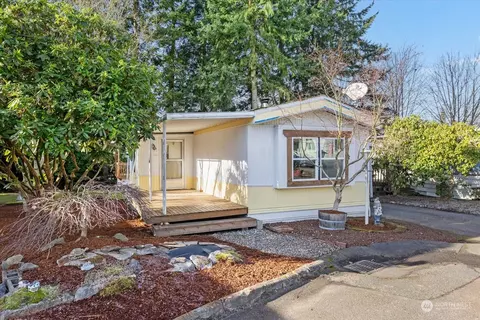 4111 164th St SW #55, Lynnwood, WA 98087